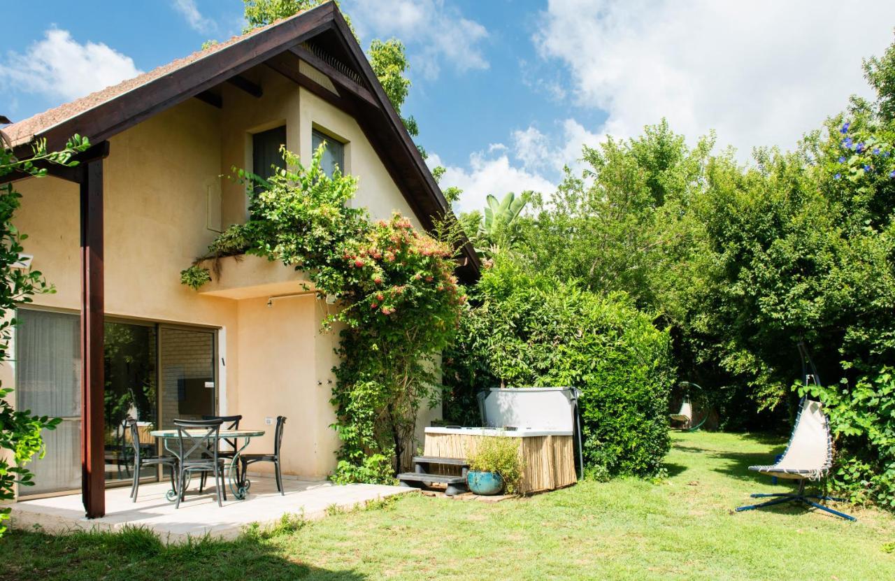 Vitrage Holiday Village And Spa Bet Hillel Buitenkant foto