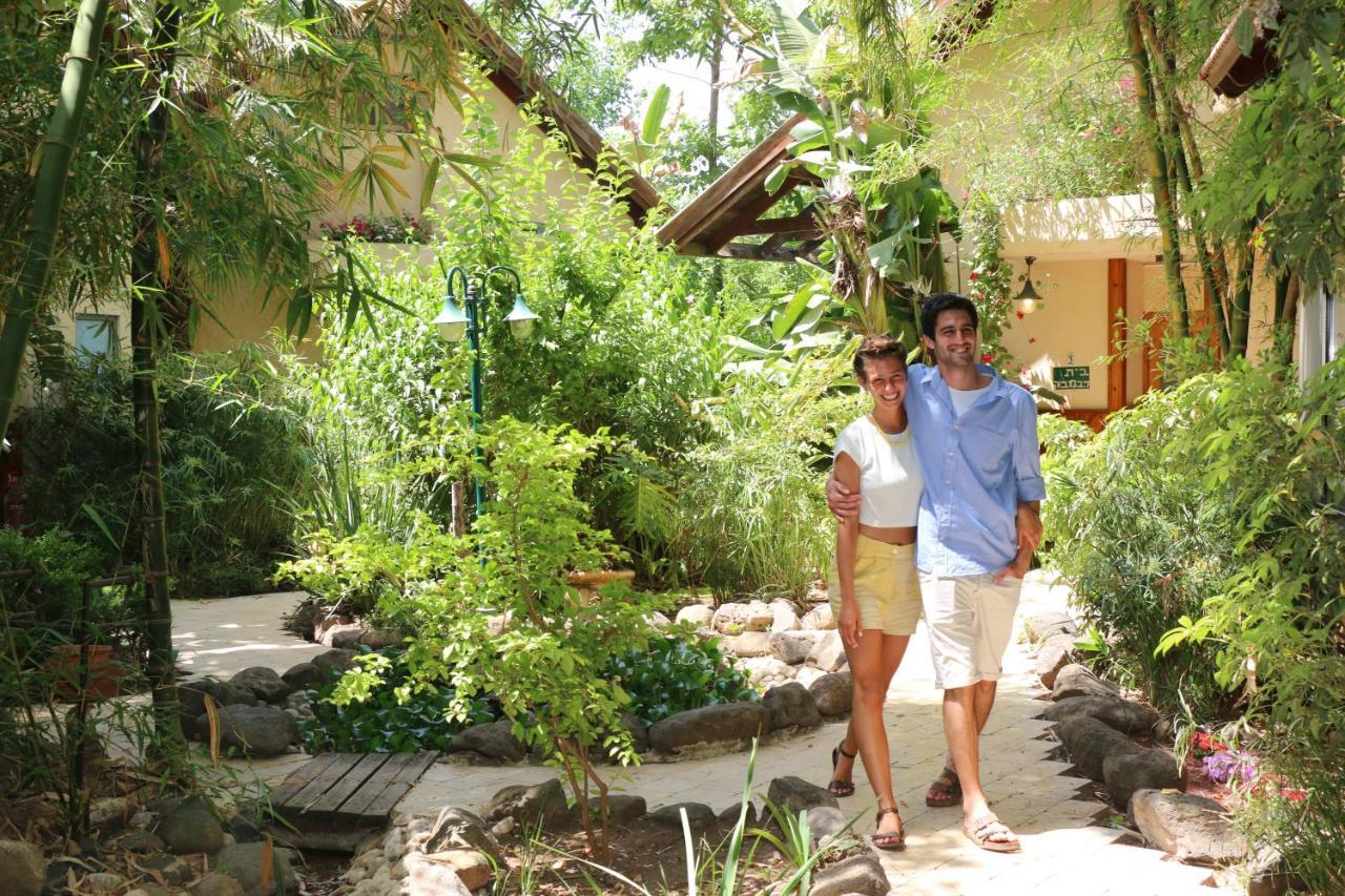 Vitrage Holiday Village And Spa Bet Hillel Buitenkant foto